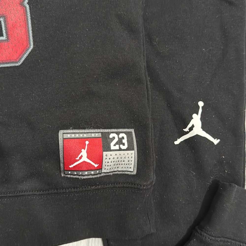 Jordan Set - Picture 3 of 3